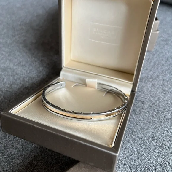 Bvlgari B.zero1 Cuff Bracelet - Picture 6 of 8